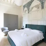 Infinite House Guglie