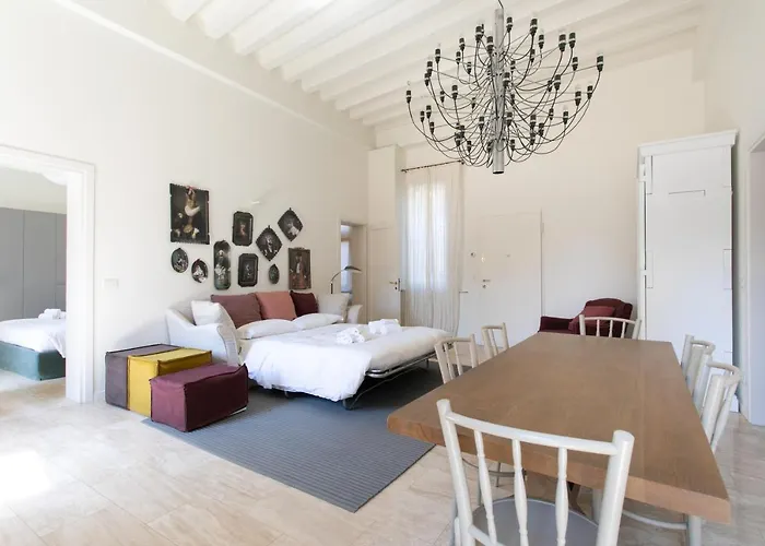 Infinite House Guglie *