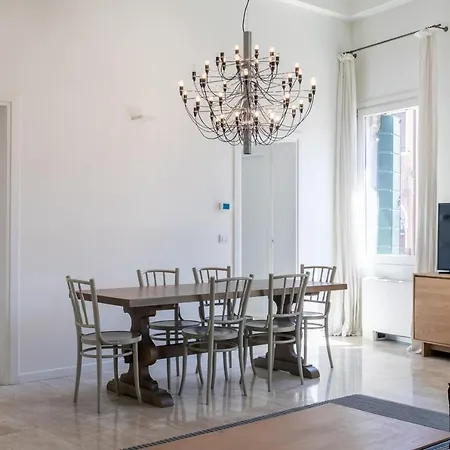 Infinite House Guglie *